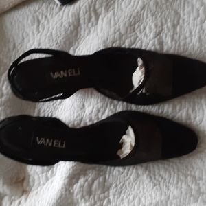 COPY - Van Eli kitten pumps